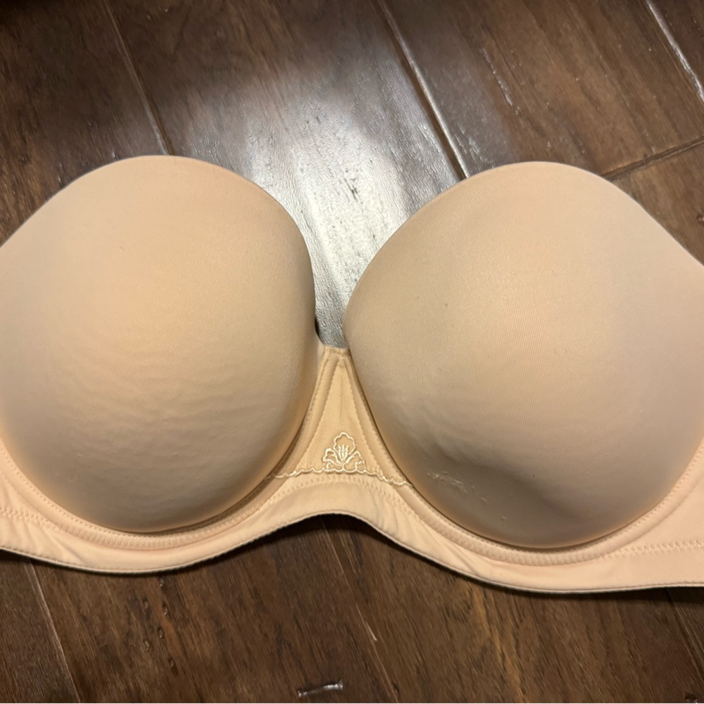 Strapless bra